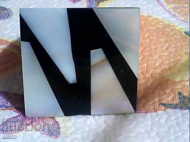 Доставка на красиви стеклени пръстени