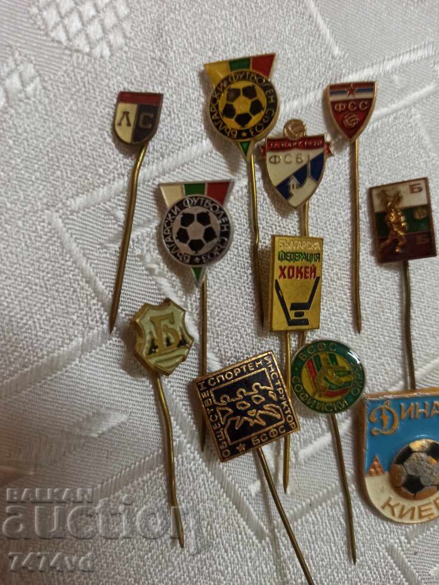 11 SOCIAL BADGES FOOTBALL-LEVSKI AND OTHERS with price 100.00 BGN | € 51.13