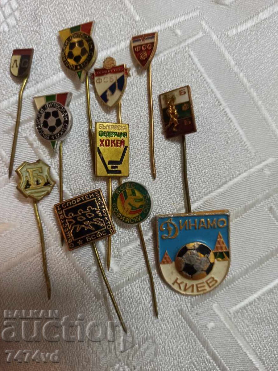 Auction  11 SOCIAL BADGES FOOTBALL-LEVSKI AND OTHERS