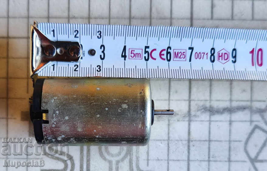 МОТОР ПИТ 14/5 ИЗОТ 12V с цена 3.00 лв. | € 1.53