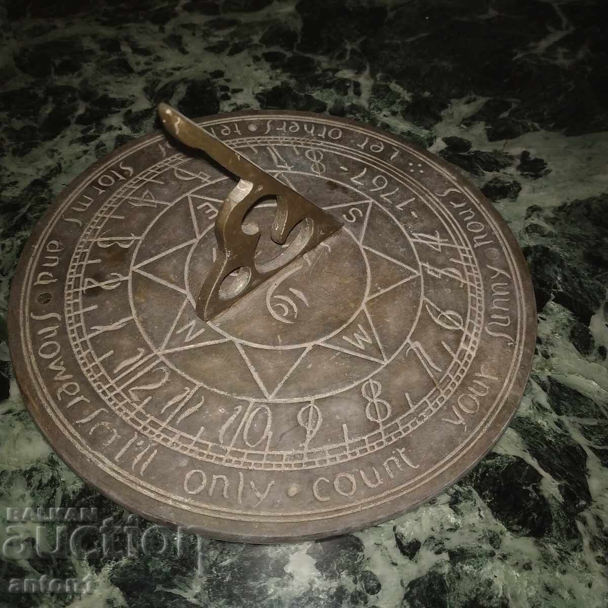 Слънчев часовник с цена € 80.00 | 156.47 лв.