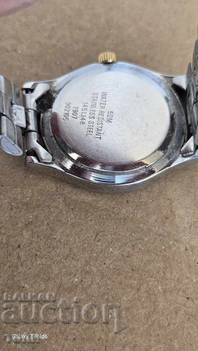 Delivery of RARE DUGENA QUARTZ GERMANY MADE, I DON'T KNOW IF IT WORKS, BZTs!!