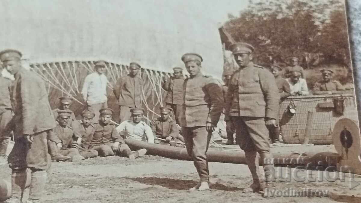 Φωτογραφία Αξιωματικών και στρατιωτών του 1ου τμήματος αερόστατων της 3ης στρατιάς - 6