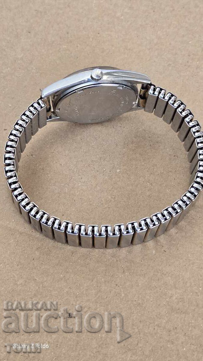 Licitație SEIKO QUARTZ JAPONIA RAR NU ȘTIU DACĂ MERGE BZC !!!!