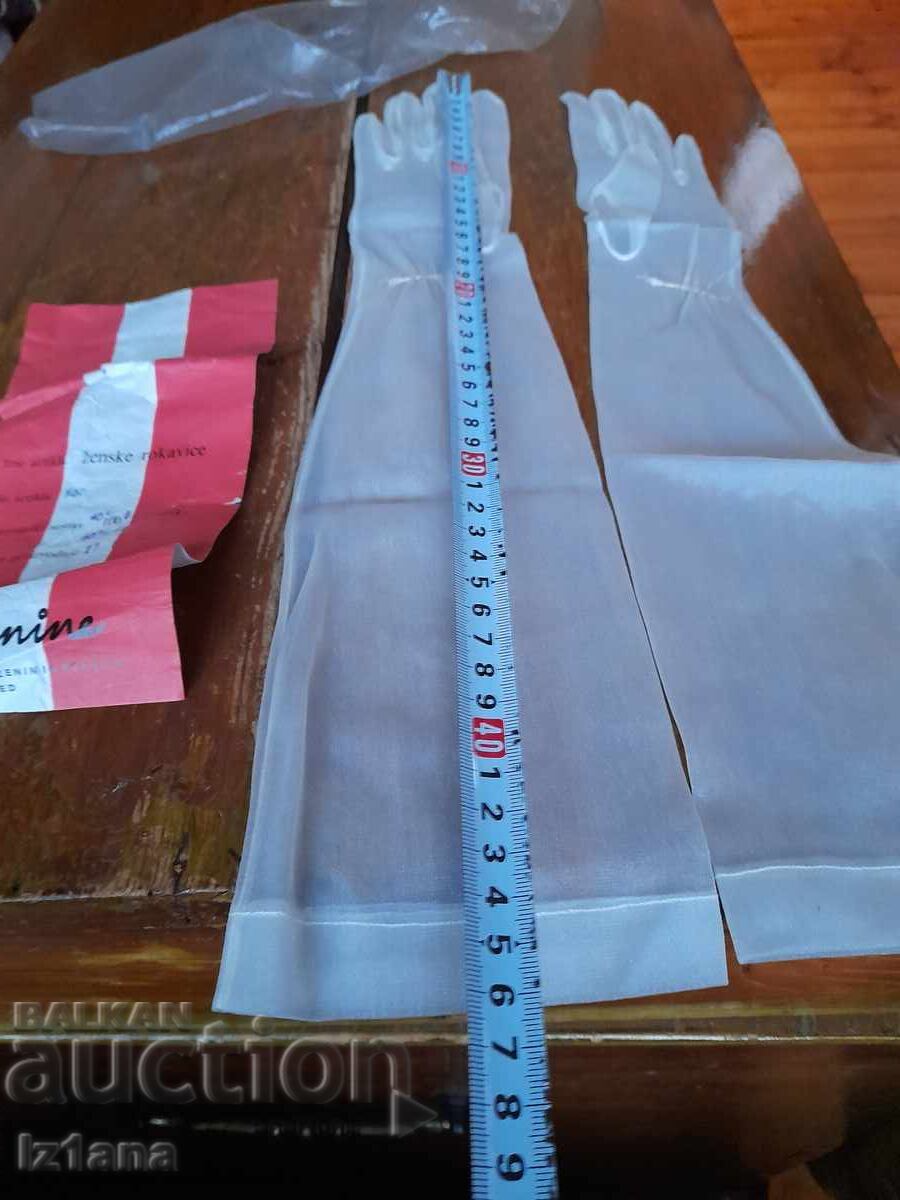 Παλιά γυναικεία γάντια - 5 Παλιά γυναικεία γάντια - 5