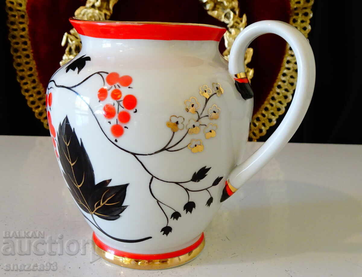 Porcelain Pitcher LFZ, Red Currant with price 75.00 BGN | € 38.35