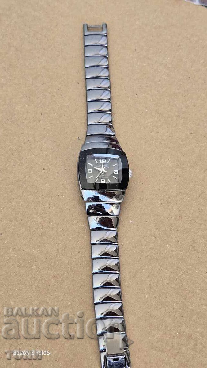 Auction RARE WATCH WORKS WITHOUT WARRANTY BZC !!!! Auction RARE WATCH WORKS WITHOUT WARRANTY BZC !!!!