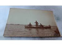 Fotografie Tulcea Ofițeri și soldați cu barca pe front 1918 P. R. I