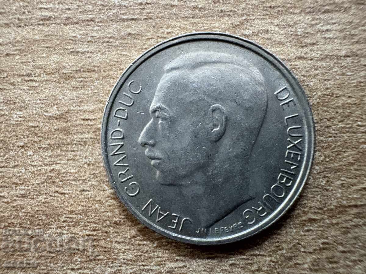 Luxemburg - 1 franc (1973) cu preț 0.20 BGN | € 0.10 Luxemburg - 1 franc (1973) cu preț 0.20 BGN | € 0.10