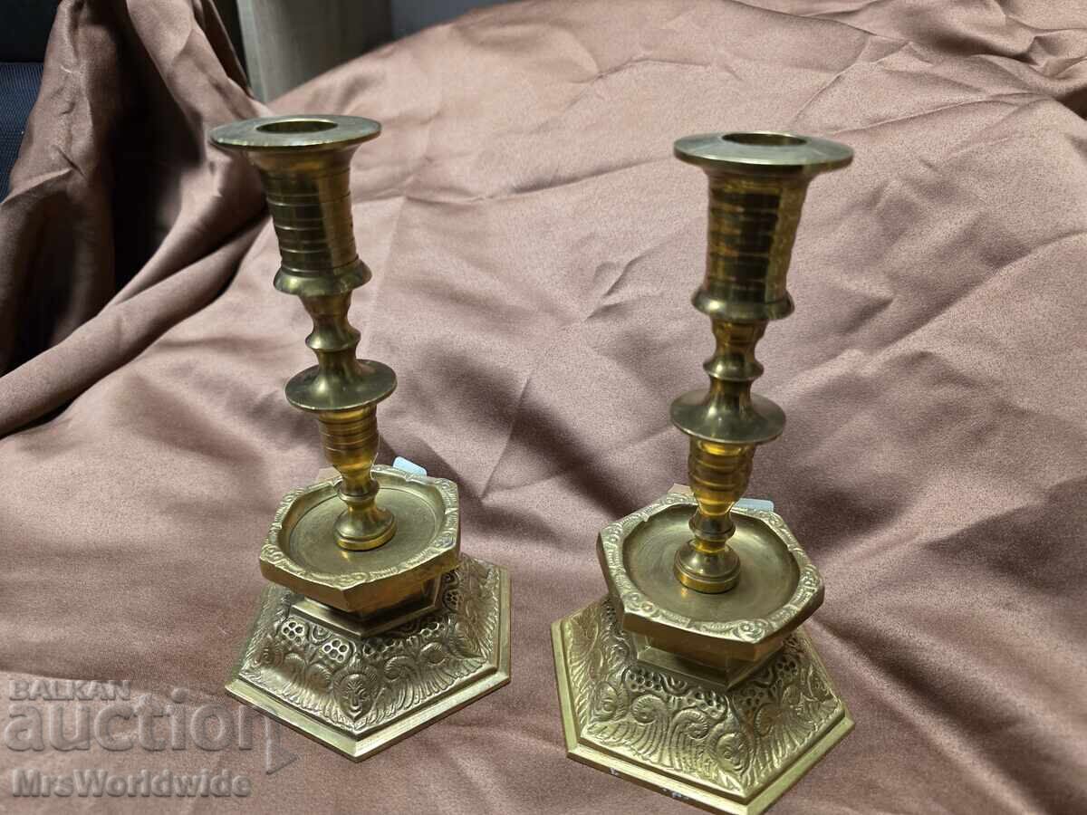 Delivery of Old brass beautiful candlesticks