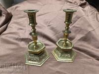 Vechi sfeșnice frumoase din alamă