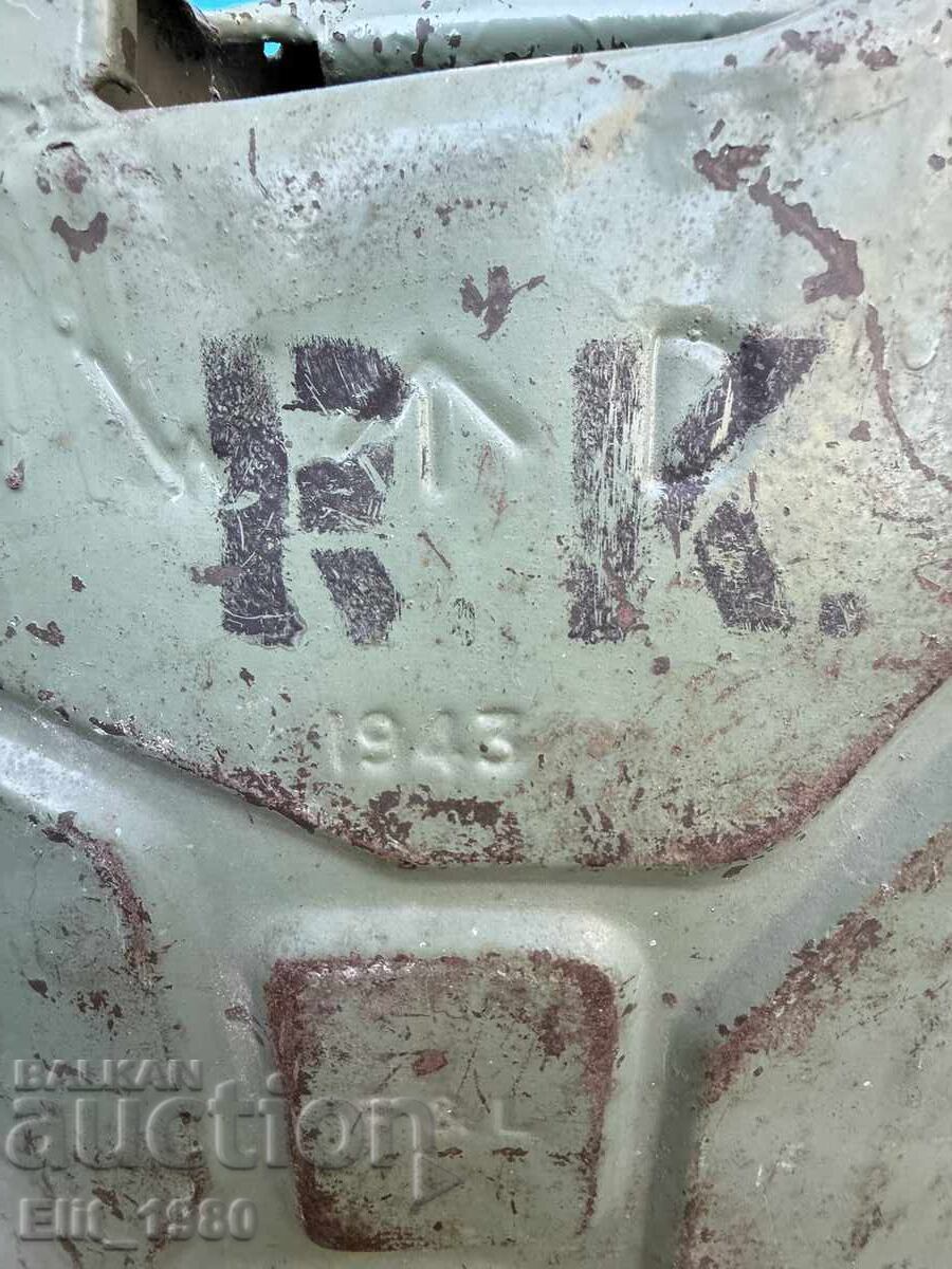 German Fuel Can 1943 with price € 51.00 | 99.75 BGN
