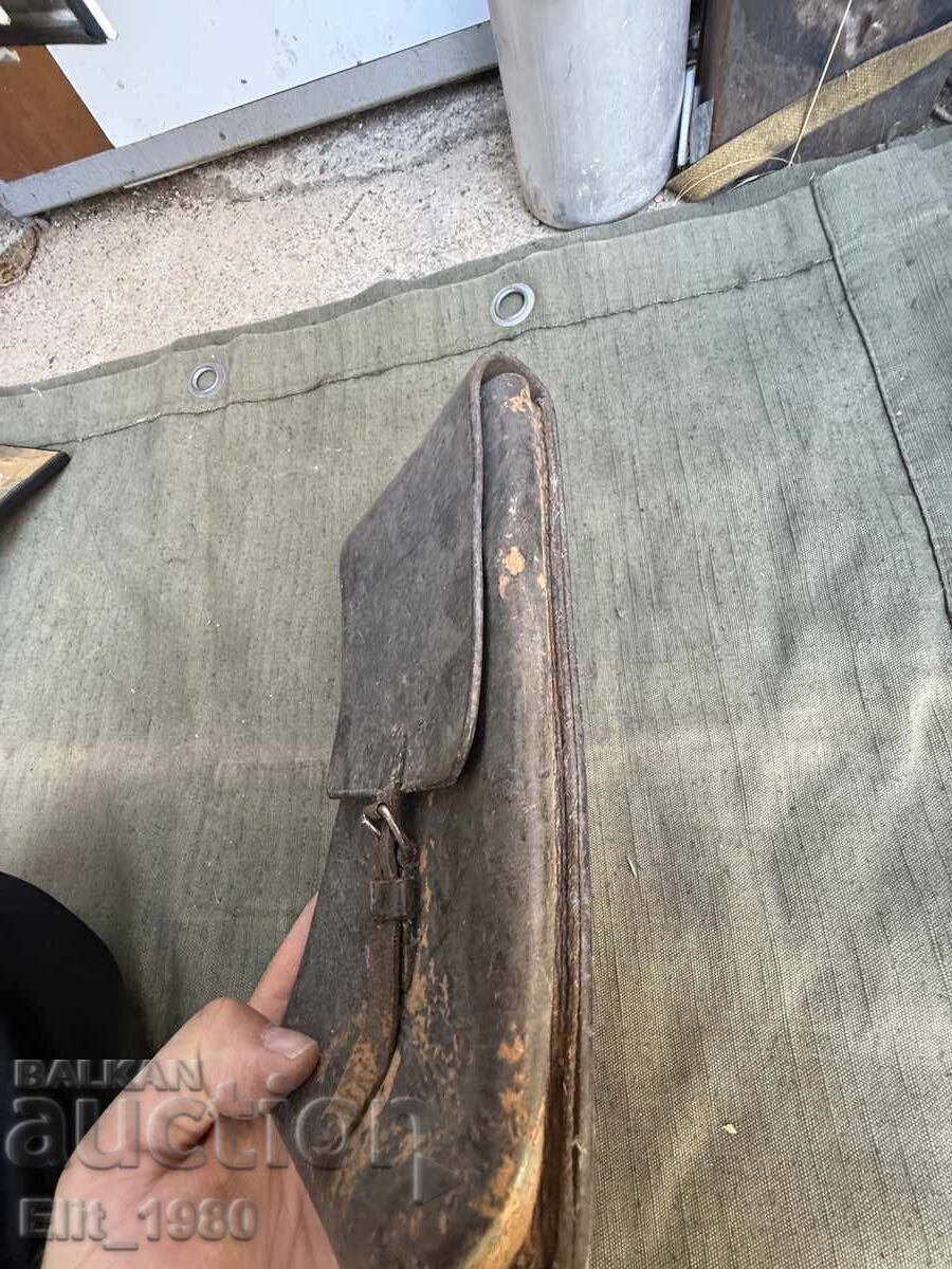 Παράδοση Βοϊνίκα Δερμάτινη Παλάσκα Β' Παγκοσμίου Πολέμου Παράδοση Βοϊνίκα Δερμάτινη Παλάσκα Β' Παγκοσμίου Πολέμου