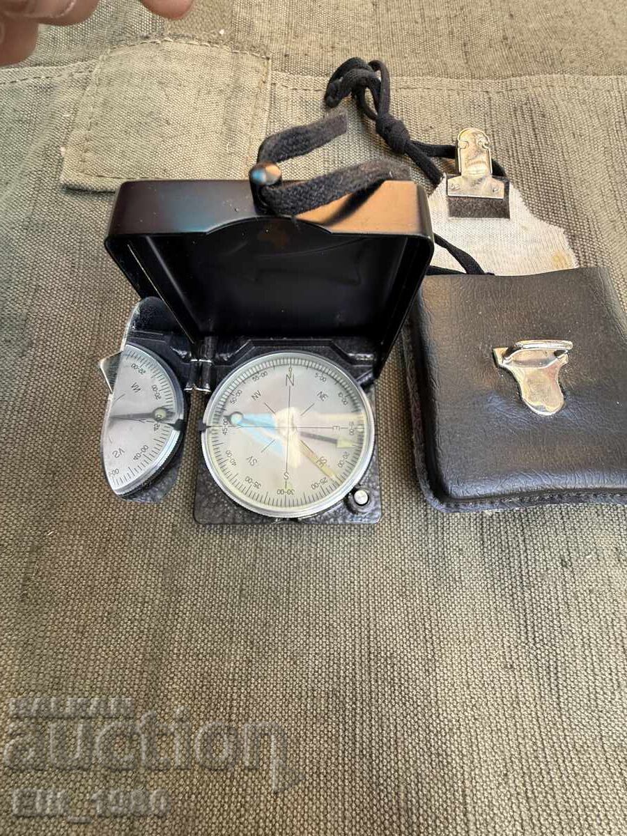 Κομπάς Γερμανικού Στρατού με τιμή € 18.00 | 35.20 BGN Κομπάς Γερμανικού Στρατού με τιμή € 18.00 | 35.20 BGN