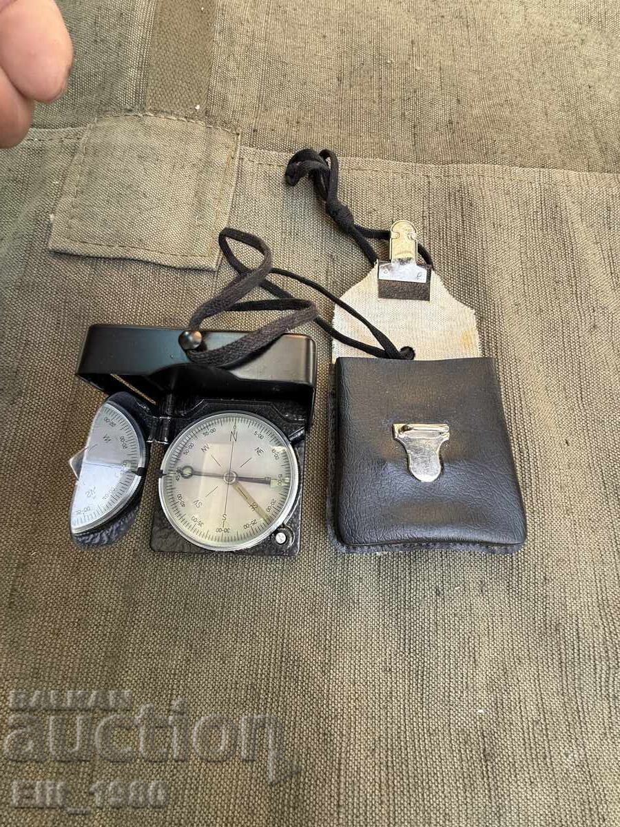 Κομπάς Γερμανικού Στρατού Κομπάς Γερμανικού Στρατού