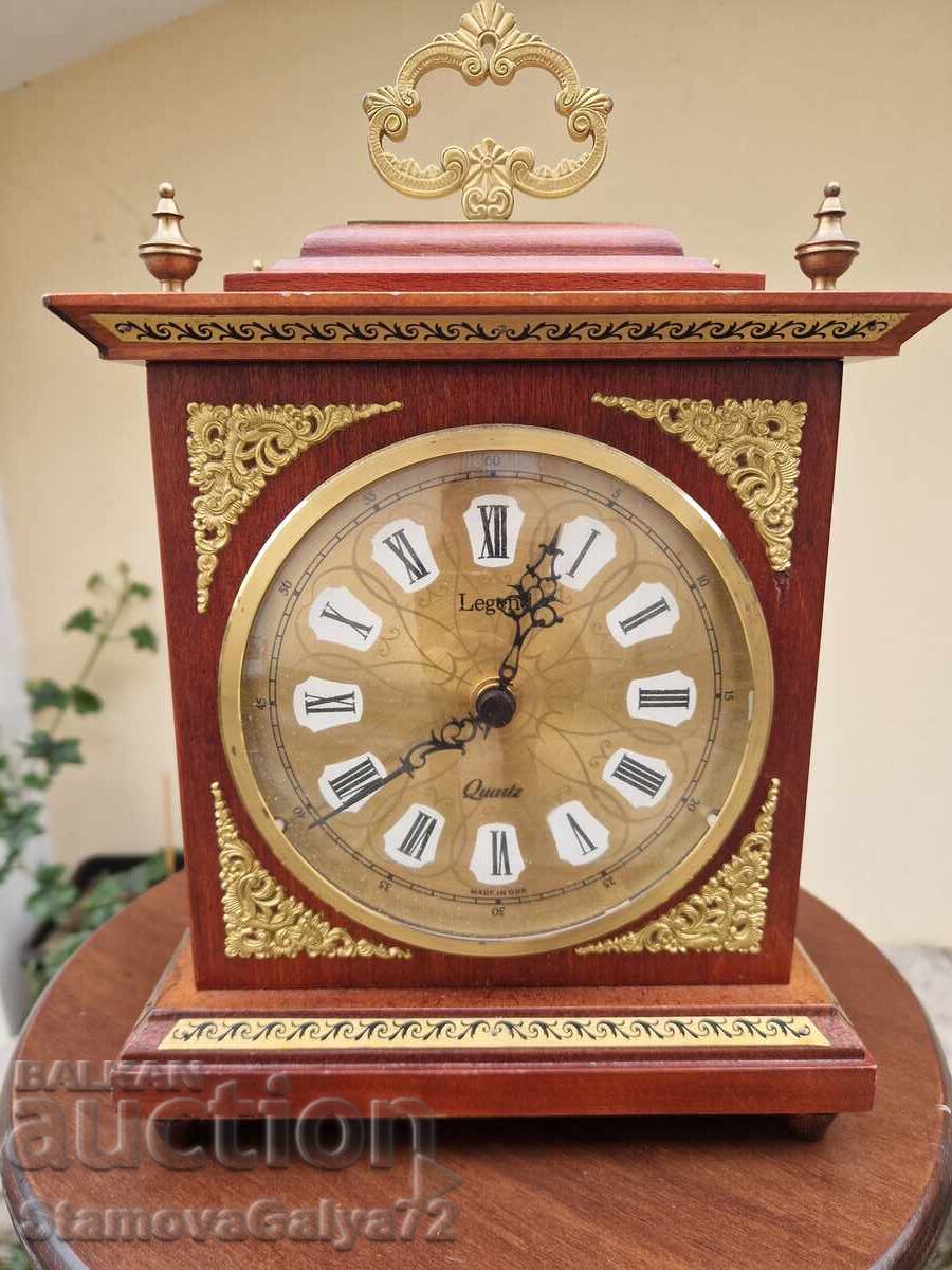Страхотен антикварен немски каминен часовник Legend с цена 121.00 лв. | € 61.87