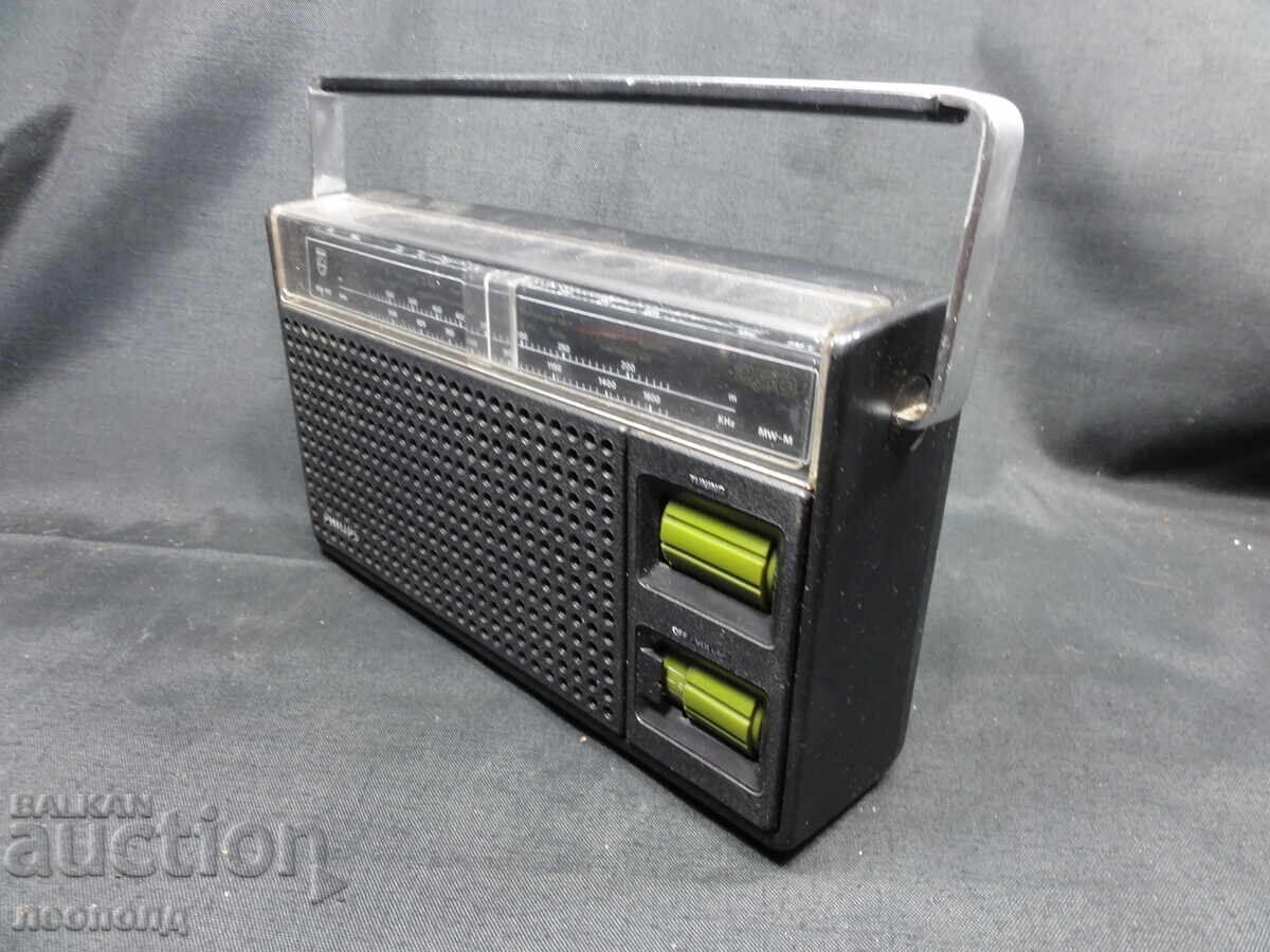 BZC OLD RETRO TRANSISTOR PHILIPS RADIO with price 12.00 BGN | € 6.14 BZC OLD RETRO TRANSISTOR PHILIPS RADIO with price 12.00 BGN | € 6.14