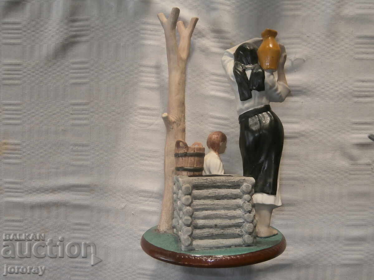 Delivery of Porcelain figure 28x15cm. mark Delivery of Porcelain figure 28x15cm. mark