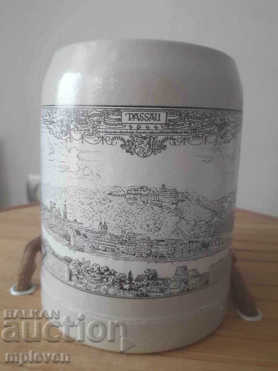 Халба за бира Lowenbrauerei Passau