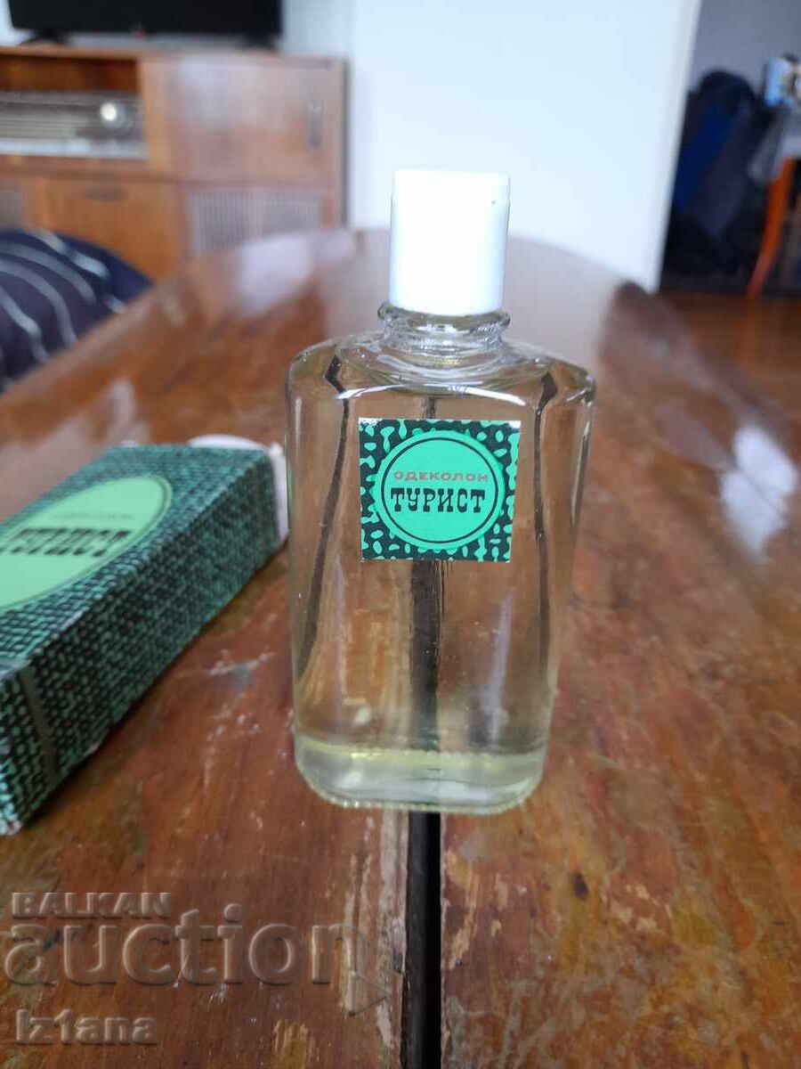 Licitație Vechi Apa de Colonie Turist Licitație Vechi Apa de Colonie Turist