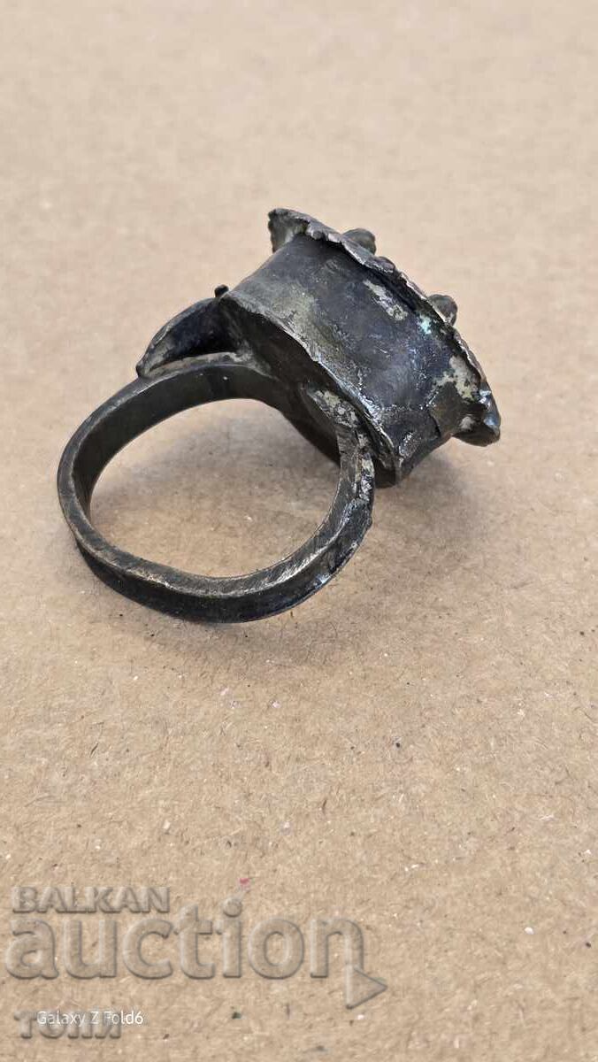 СТАР ПРЪСТЕН НАКИТ РЯДЪК Б З Ц  !!!! с цена 12.00 лв. | € 6.14