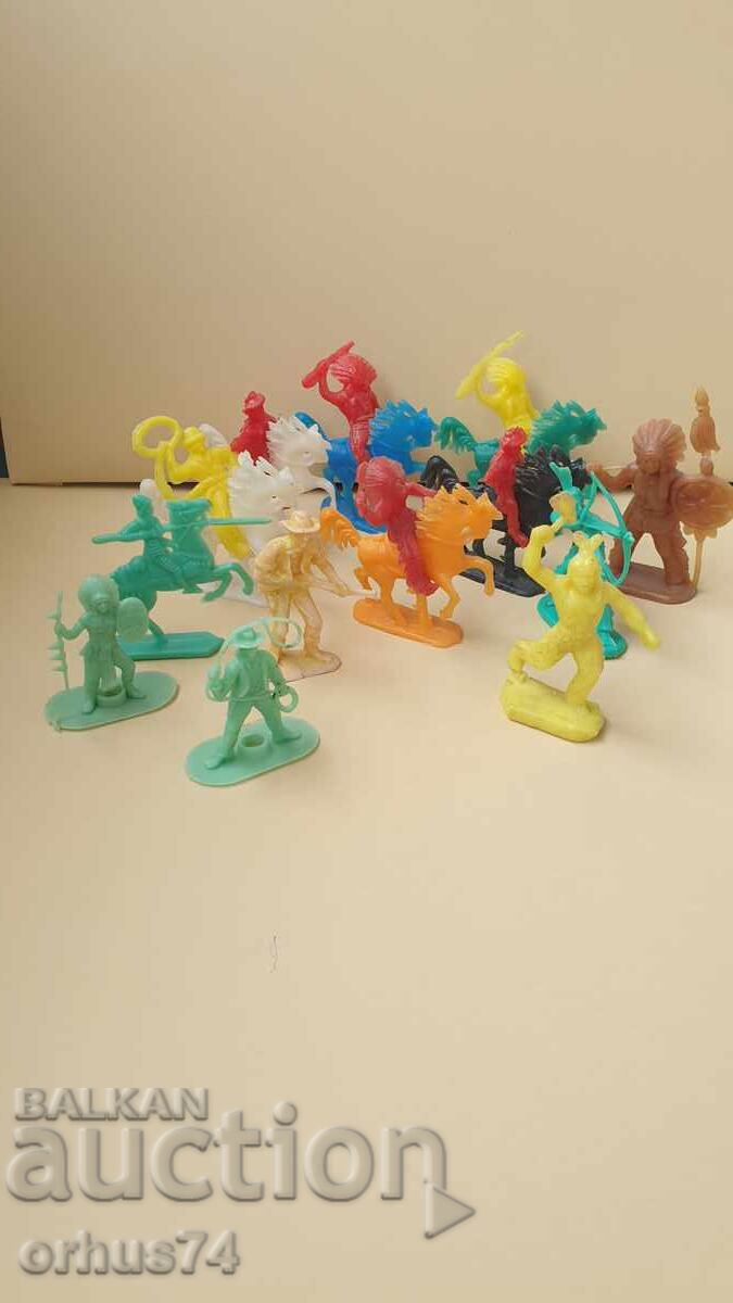 Figurine retro indieni