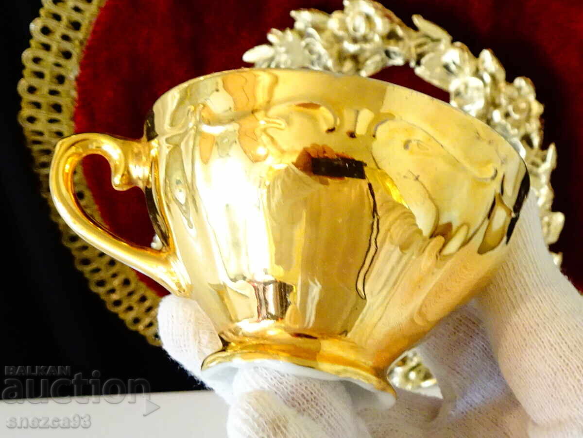 Ceașcă cu farfurie porțelan bavarez, aur, pictură de Fragonard - 6 Ceașcă cu farfurie porțelan bavarez, aur, pictură de Fragonard - 6