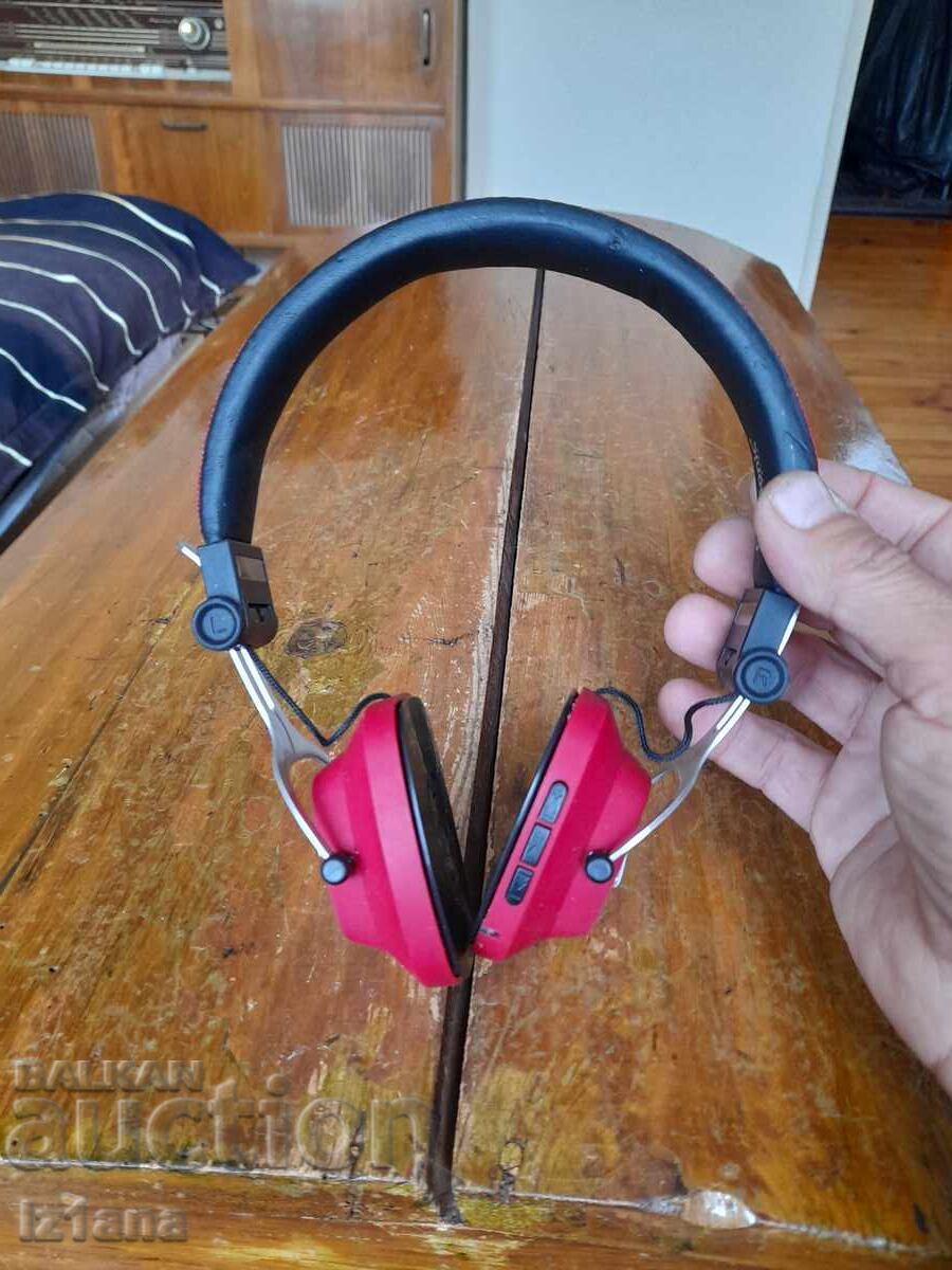 Ακουστικά Bluetooth Moreni με τιμή 32.00 BGN | € 16.36 Ακουστικά Bluetooth Moreni με τιμή 32.00 BGN | € 16.36