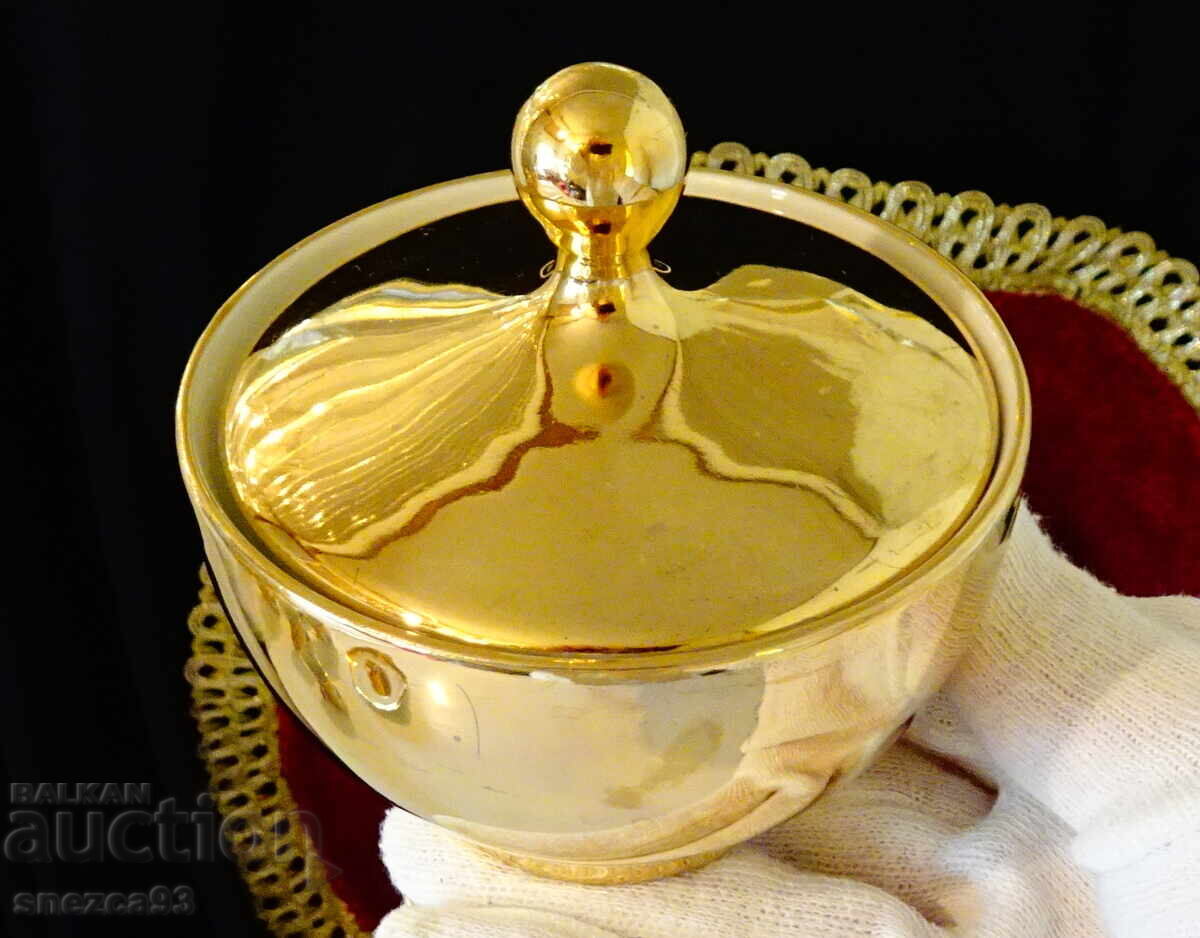 Sugar bowl Bavarian porcelain, gold, painting, 200 ml with price 19.00 BGN | € 9.71