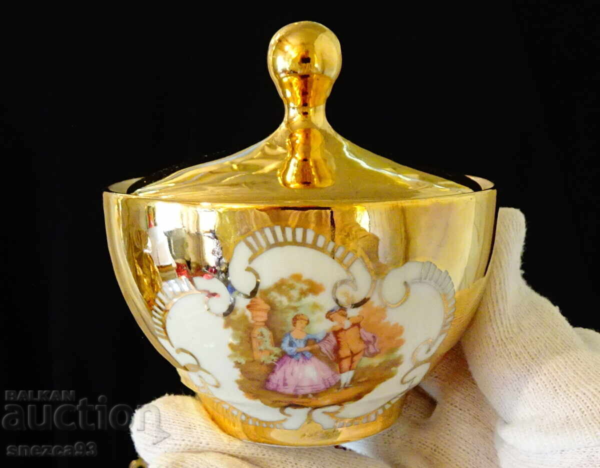Sugar bowl Bavarian porcelain, gold, painting, 200 ml