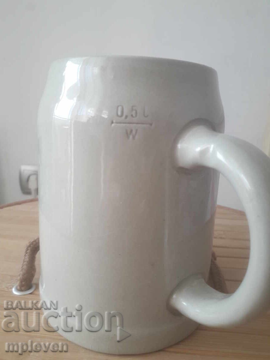 Юбилейна халба за бира 17.6.1990 с цена 2.00 лв. | € 1.02 Юбилейна халба за бира 17.6.1990 с цена 2.00 лв. | € 1.02