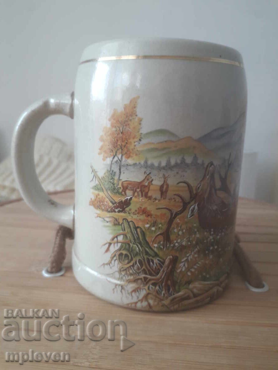 Auction  Hunting beer mug with deer