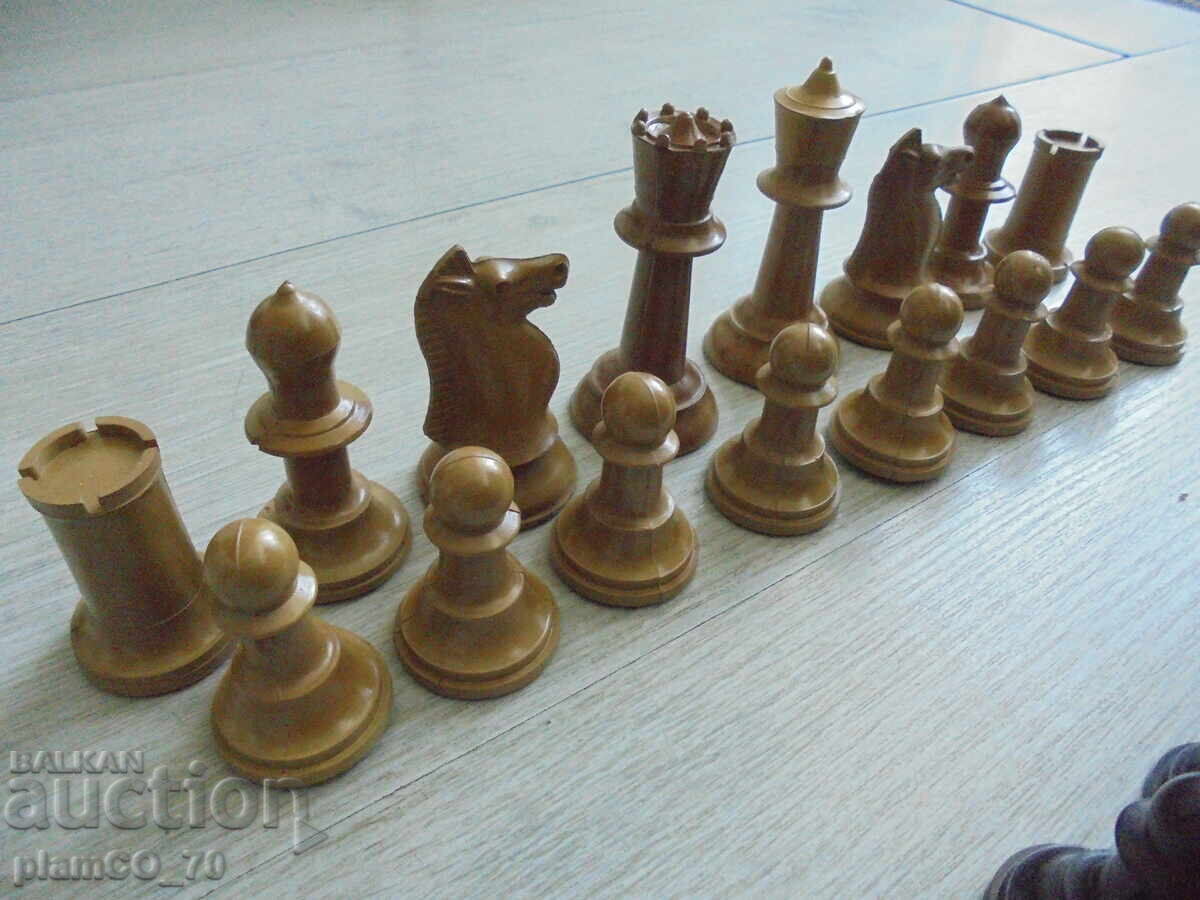 Set of old chess figures - 5 Set of old chess figures - 5