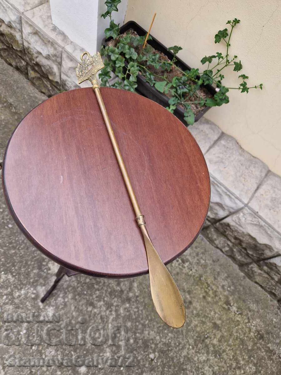 Αντίκα αγγλικός μπρούτζινος παπουτσής Αντίκα αγγλικός μπρούτζινος παπουτσής