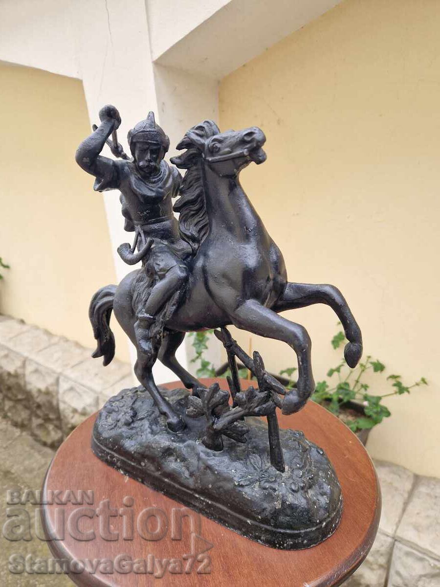 Figurină statuetă metalică englezească antică superbă cu preț € 100.00 | 195.58 BGN