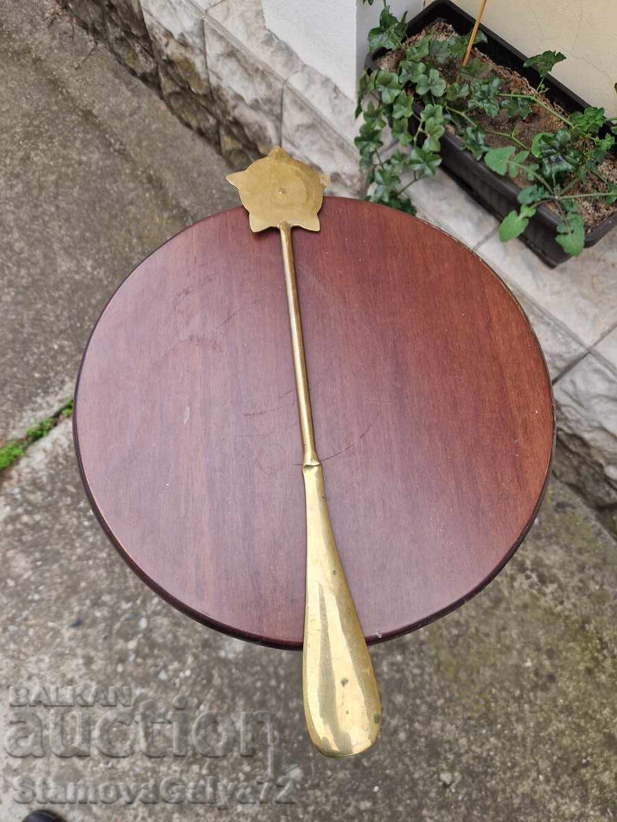 Английска антикварна бронзова обувалка - 6