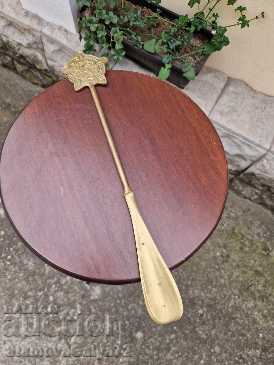 Английска антикварна бронзова обувалка