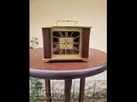 Un ceas deșteptător japonez original Rhythm, unic