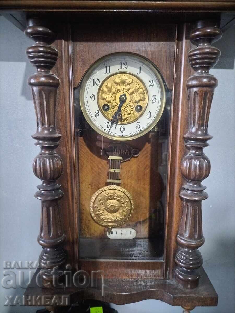 Доставка на КРАСИВ СТЕНЕН ЧАСОВНИК РАБОТЕЩ Доставка на КРАСИВ СТЕНЕН ЧАСОВНИК РАБОТЕЩ