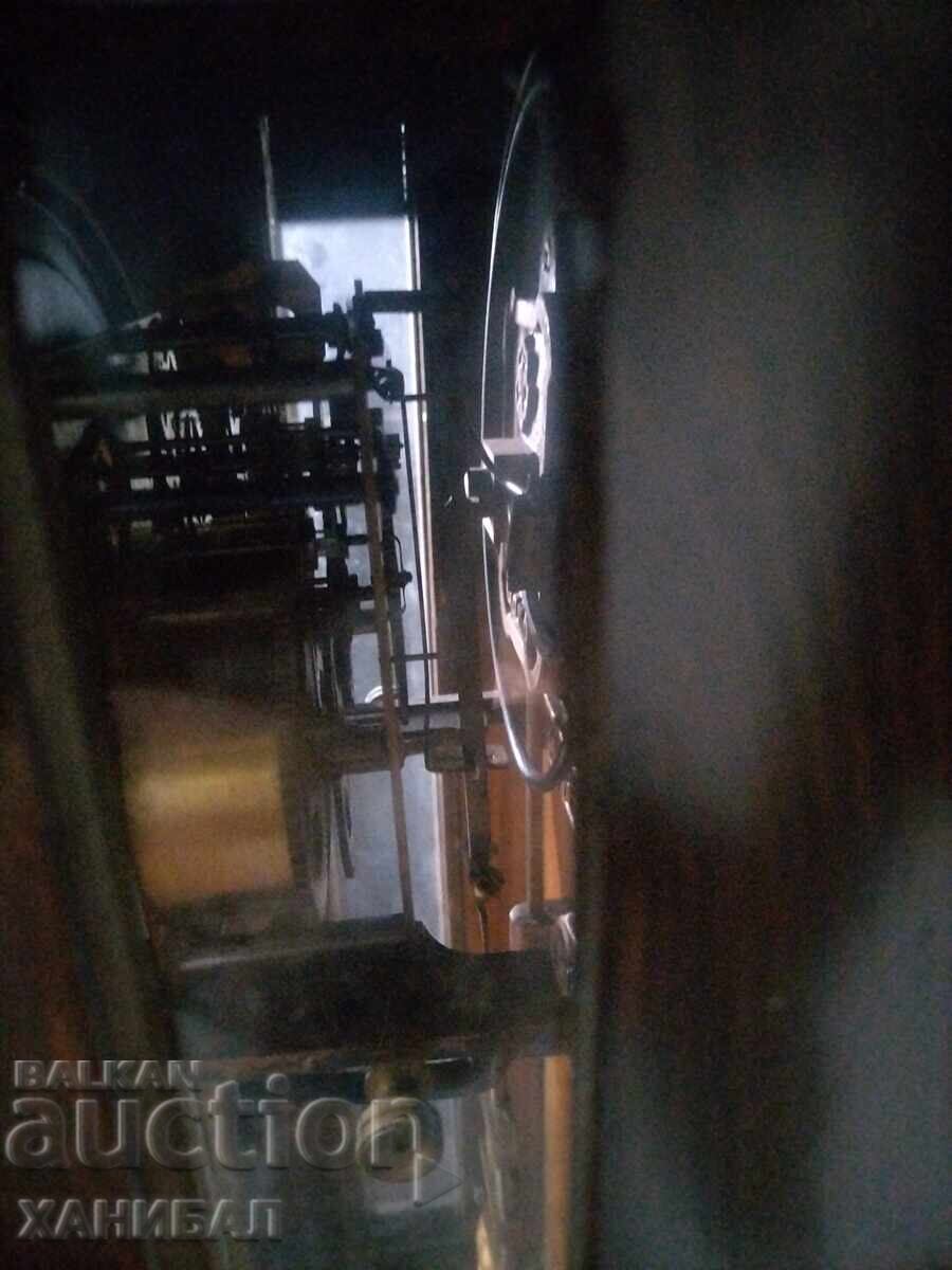 КРАСИВ СТЕНЕН ЧАСОВНИК РАБОТЕЩ - 7 КРАСИВ СТЕНЕН ЧАСОВНИК РАБОТЕЩ - 7