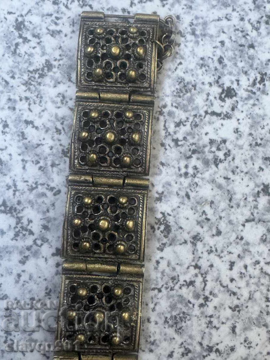Auction  Old revival bracelet
