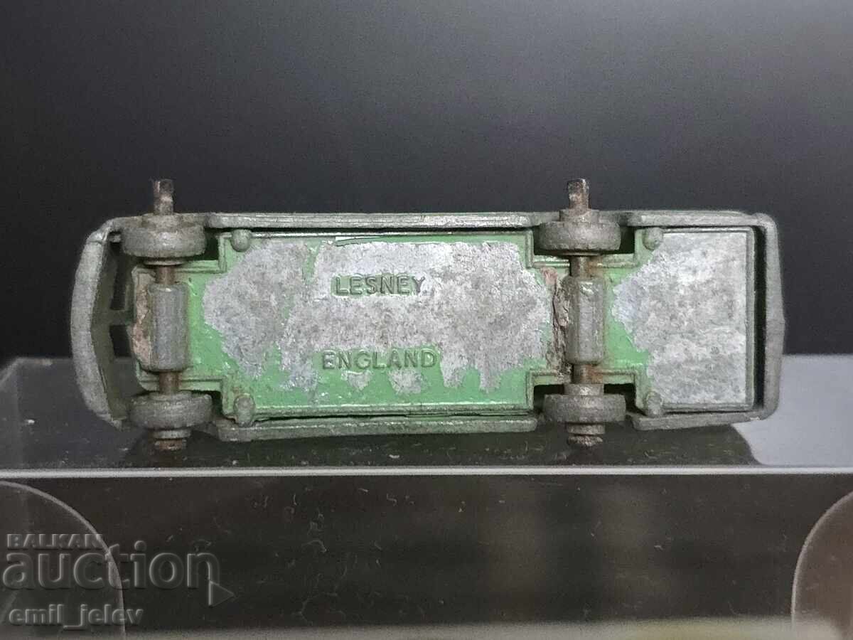 Matchbox LESNEY 21A Bedford Long Distance Coach 1955 - 6