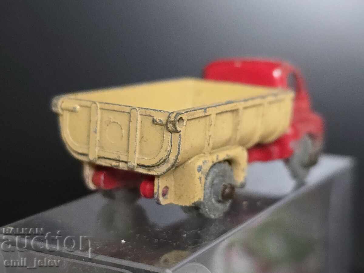 Delivery of Matchbox LESNEY 40A Bedford Tipper 1957-1960