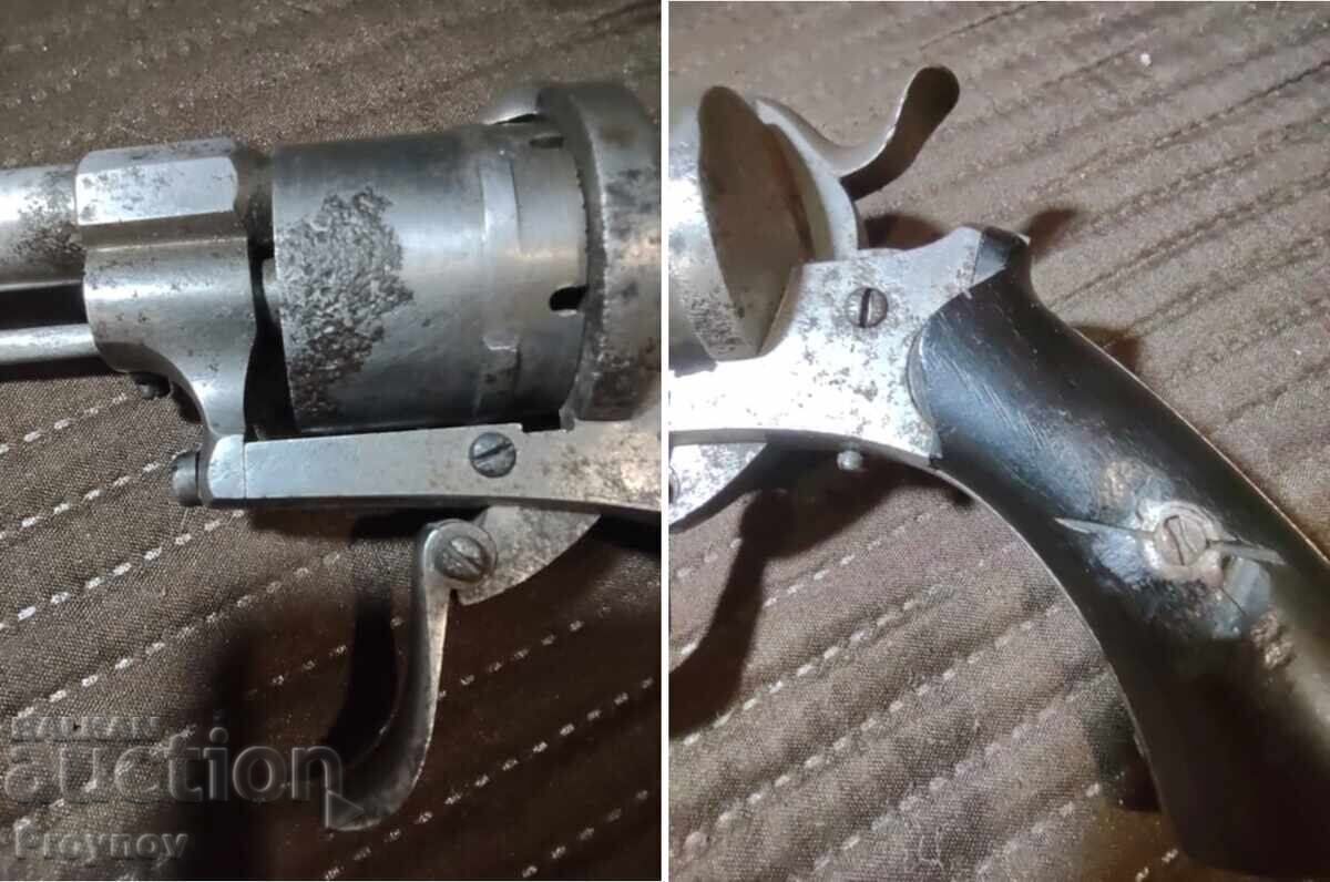 Το μικρό "LeFaucheux" φωτογραφίζει! με τιμή € 255.65 | 500.01 BGN