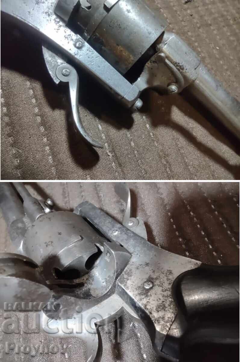 Δημοπρασία Το μικρό "LeFaucheux" φωτογραφίζει! Δημοπρασία Το μικρό "LeFaucheux" φωτογραφίζει!