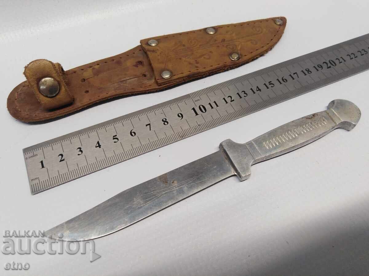 Delivery of OLD BULGARIAN KNIFE WITH LEATHER SHEATH, DEER