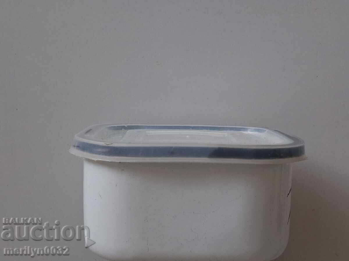 Δημοπρασία Παλιό σμάλτο κουτί τροφίμων, εμαγιέ πιάτο, κανάτα