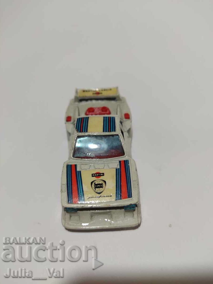 Cărucior Polistil Lancia Beta Martini cu preț 0.30 BGN | € 0.15 Cărucior Polistil Lancia Beta Martini cu preț 0.30 BGN | € 0.15