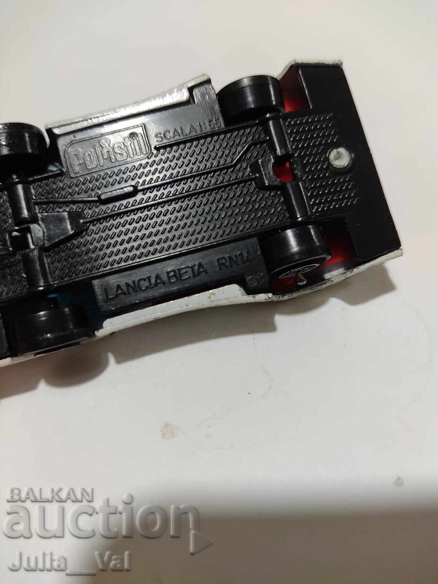 Livrarea Cărucior Polistil Lancia Beta Martini Livrarea Cărucior Polistil Lancia Beta Martini