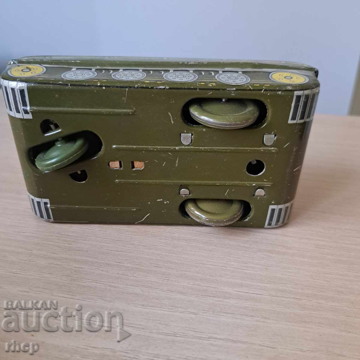 Tank old tin toy - 5 Tank old tin toy - 5